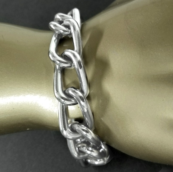 Chunky Stainless Link Bracelet - Picture 5 of 6